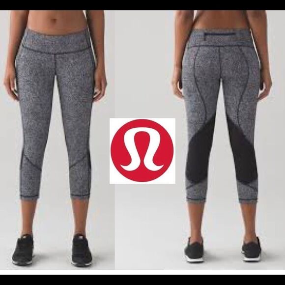 Lululemon Pace Rival Crop (19")
Line Up White Black / Black Sz 4 - Picture 1 of 11
